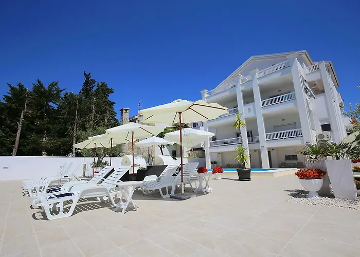 Villa Triana-Adults Only