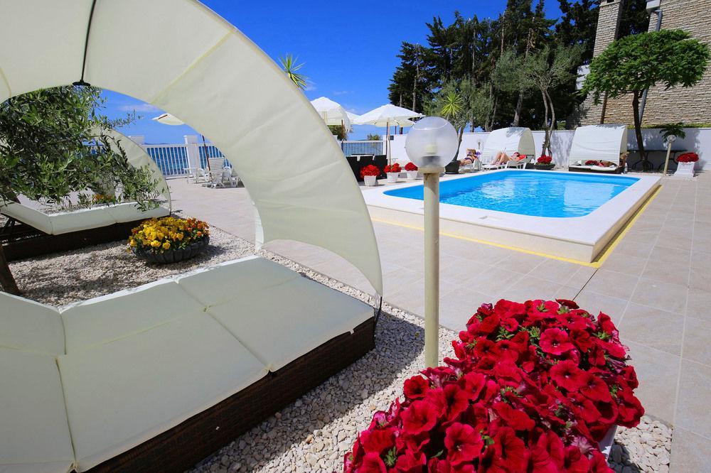 Triana-adults Only Vendégház 4*